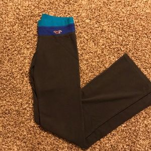 Charcoal Grey Yoga Pants• Hollister• Small